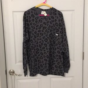 PINK long sleeve t-shirt.